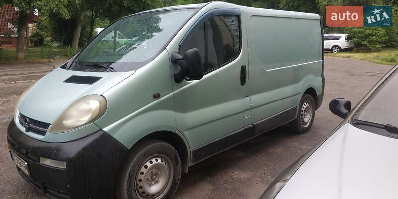 Грузовой фургон Opel Vivaro 2002 в Тернополе