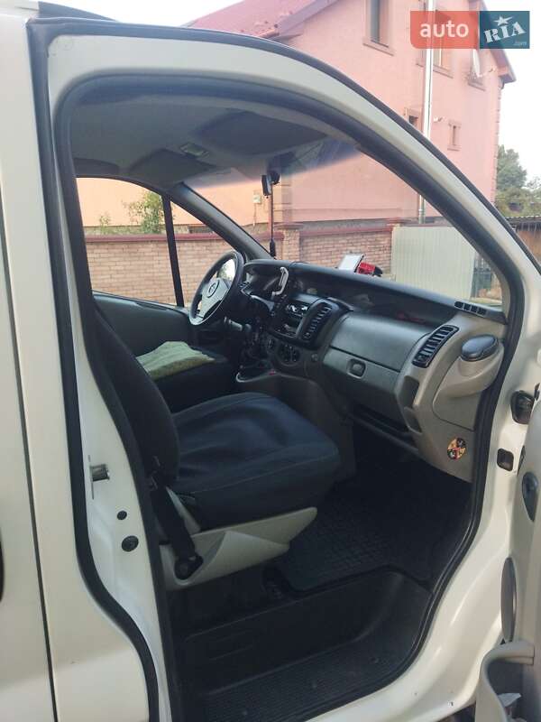 Мінівен Opel Vivaro 2007 в Стрию