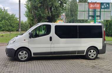 Минивэн Opel Vivaro 2011 в 