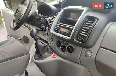 Минивэн Opel Vivaro 2011 в 