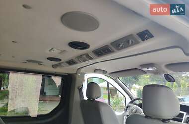 Минивэн Opel Vivaro 2011 в 