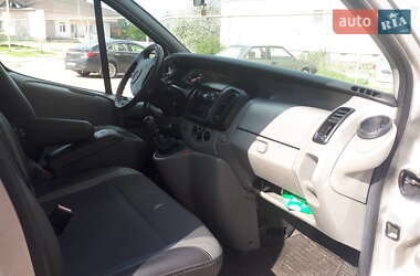 Минивэн Opel Vivaro 2008 в 