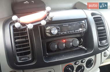 Минивэн Opel Vivaro 2008 в 