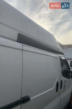 Минивэн Opel Vivaro 2006 в 