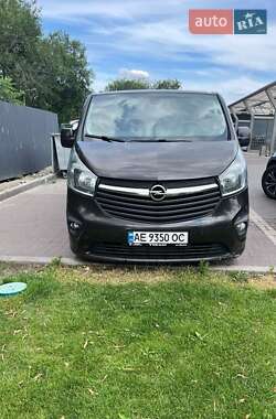 Грузовой фургон Opel Vivaro 2016 в Днепре