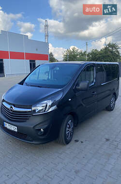 Минивэн Opel Vivaro 2014 в 