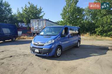 Мінівен Opel Vivaro 2011 в Умані