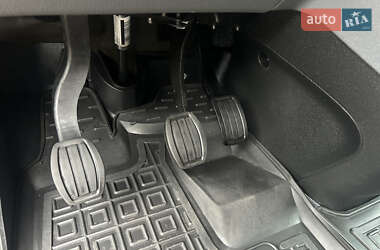 Вантажний фургон Opel Vivaro 2020 в Києві