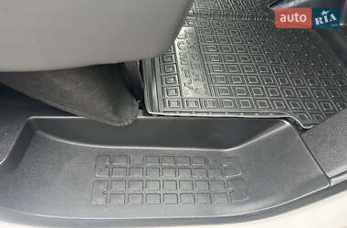 Вантажний фургон Opel Vivaro 2020 в Києві