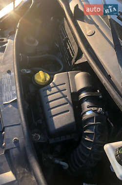 Грузовой фургон Opel Vivaro 2011 в 