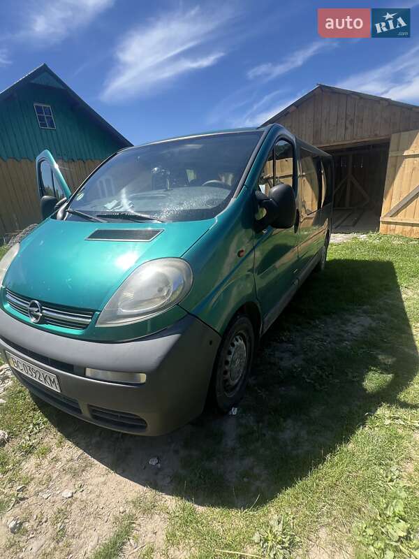 Opel Vivaro 2005