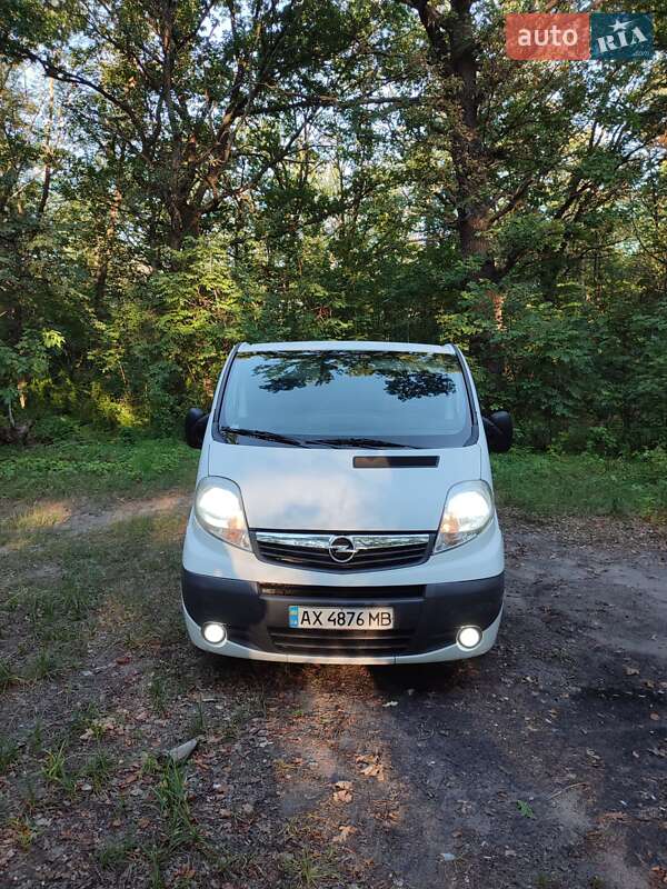 Opel Vivaro 2013