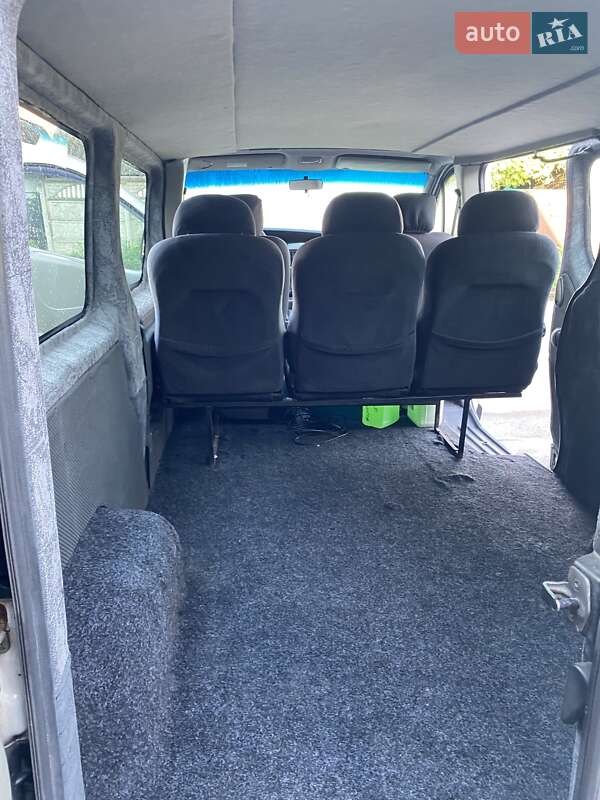 Мінівен Opel Vivaro 2003 в Житомирі