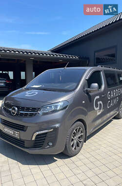 Мінівен Opel Vivaro 2019 в Іршаві