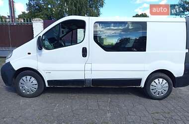 Мінівен Opel Vivaro 2001 в Конотопі