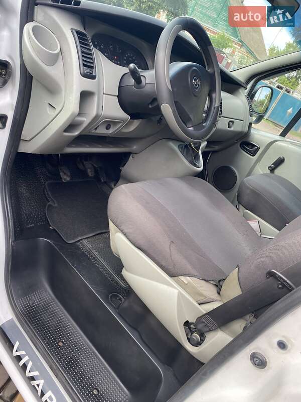 Мінівен Opel Vivaro 2003 в Житомирі