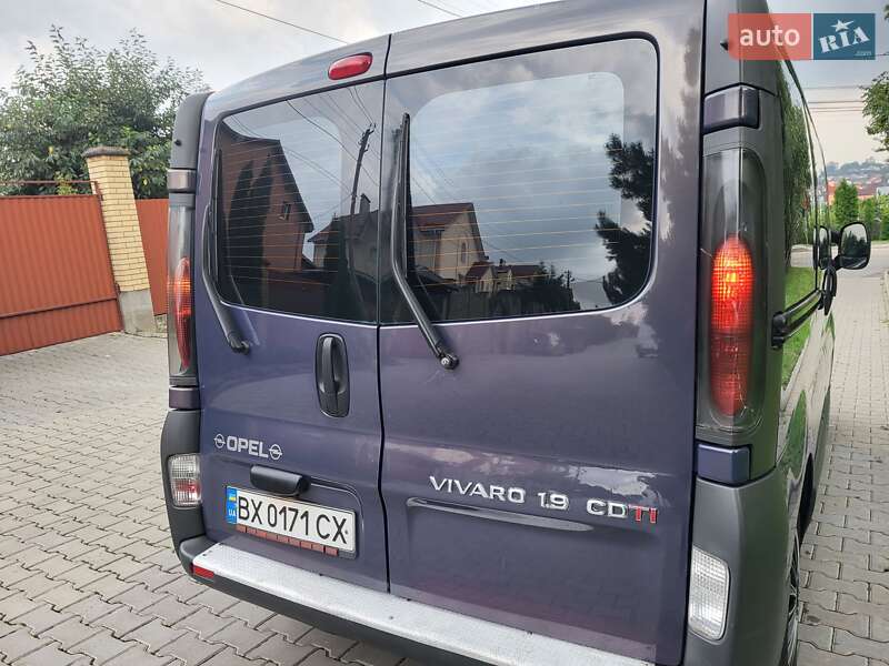Мінівен Opel Vivaro 2005 в Хмельницькому