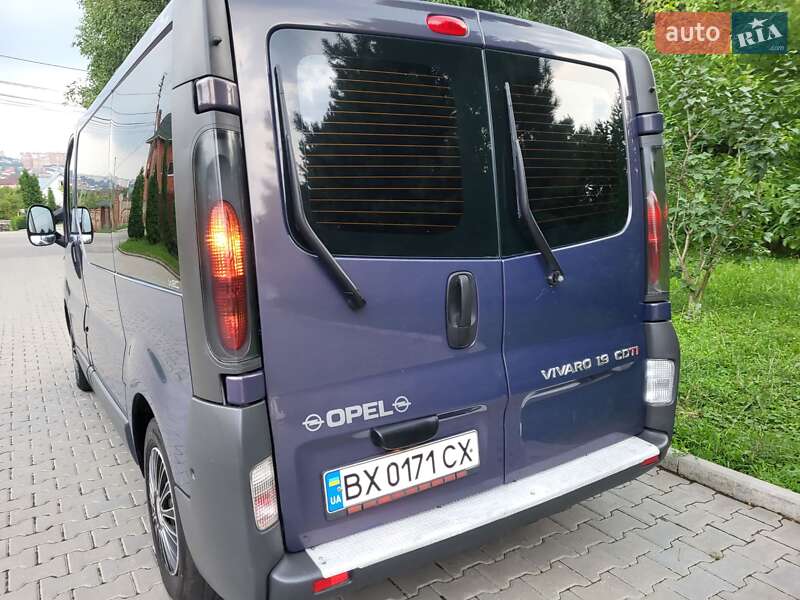 Мінівен Opel Vivaro 2005 в Хмельницькому