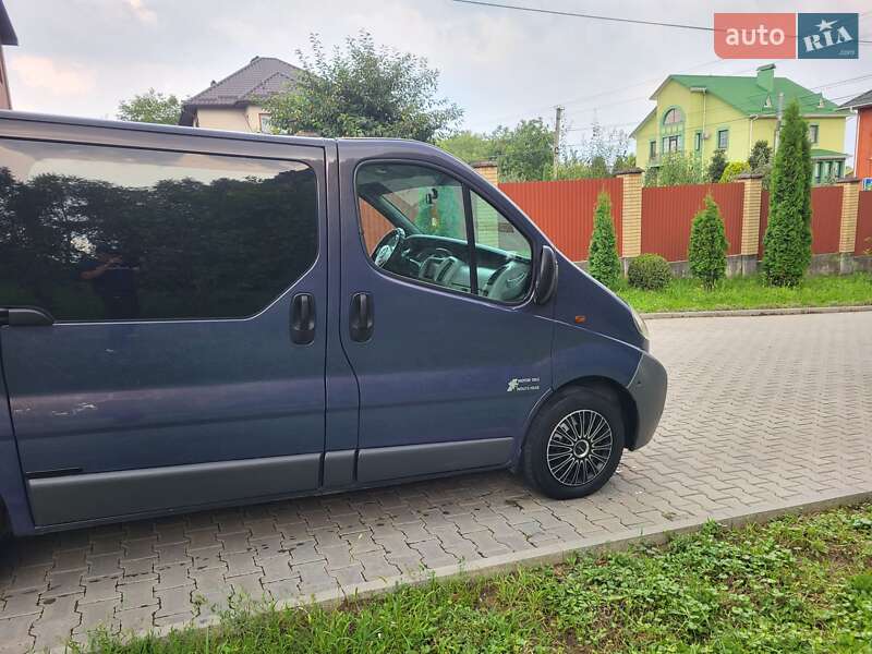 Мінівен Opel Vivaro 2005 в Хмельницькому