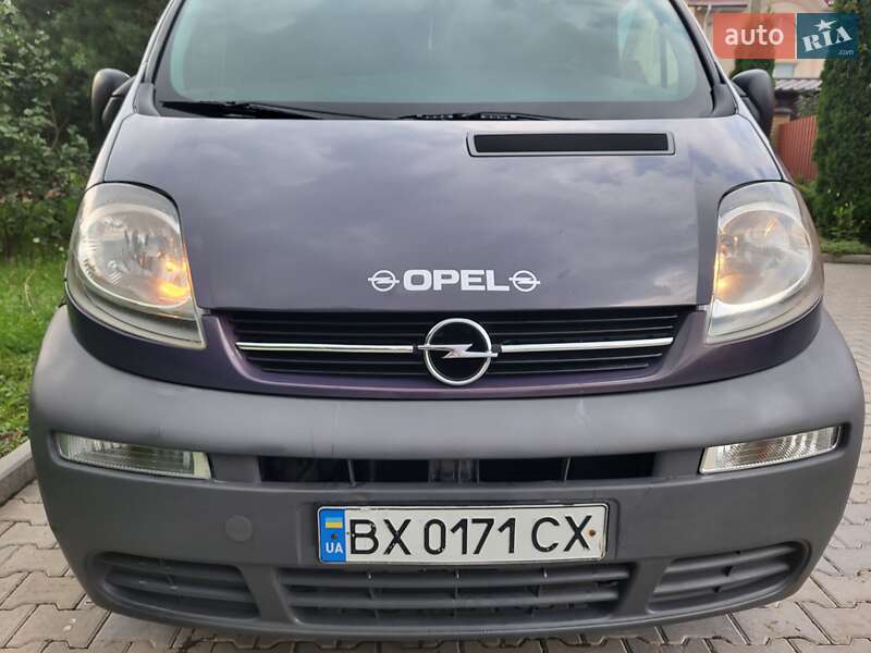 Мінівен Opel Vivaro 2005 в Хмельницькому