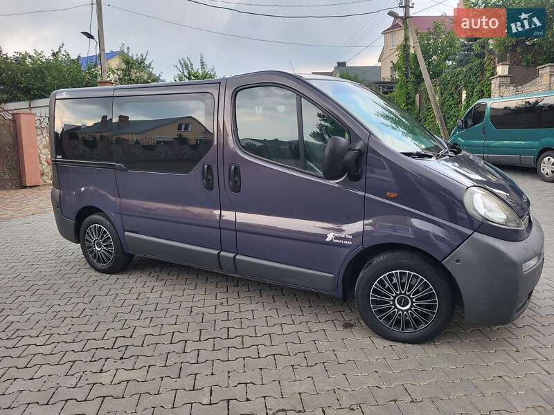 Мінівен Opel Vivaro 2005 в Хмельницькому