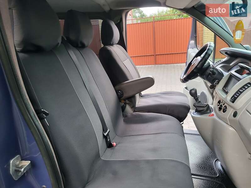 Мінівен Opel Vivaro 2005 в Хмельницькому