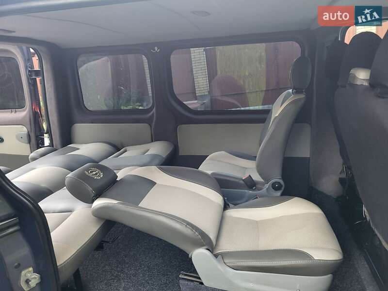 Мінівен Opel Vivaro 2005 в Хмельницькому