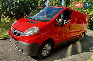 Вантажний фургон Opel Vivaro 2013 в Рівному