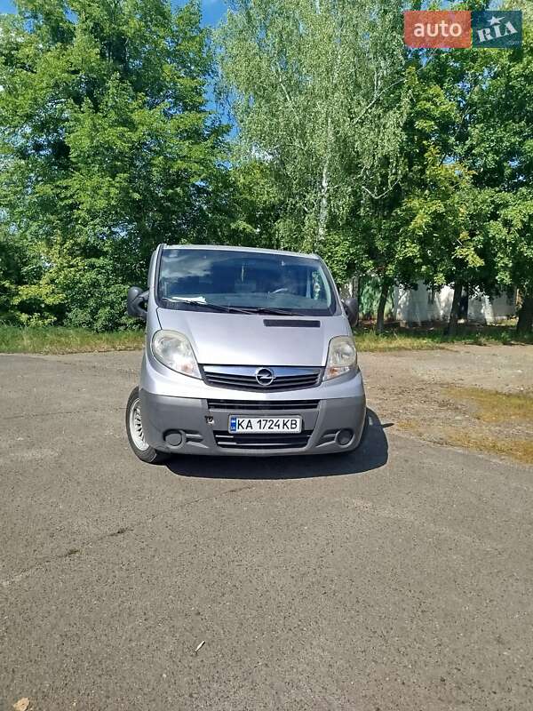 Грузовой фургон Opel Vivaro 2007 в 