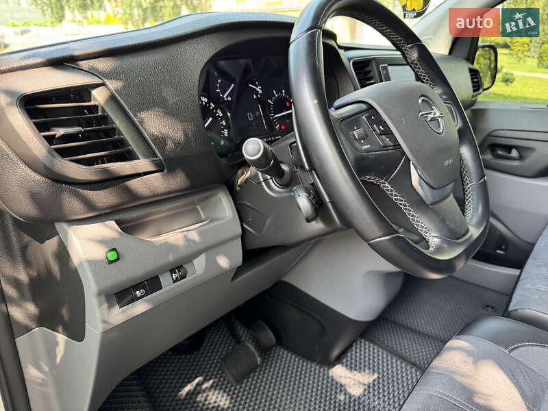 Мінівен Opel Vivaro 2020 в Хмельницькому