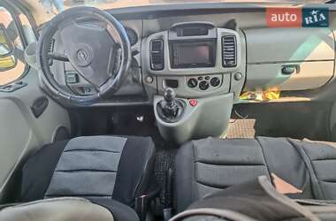 Минивэн Opel Vivaro 2005 в  фото 14 Минивэн Opel Vivaro 2005 в