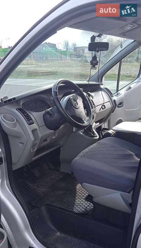 Минивэн Opel Vivaro 2005 в Шептицькому