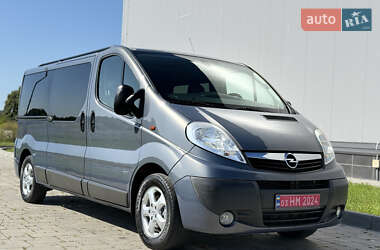 Минивэн Opel Vivaro 2013 в Здолбунове