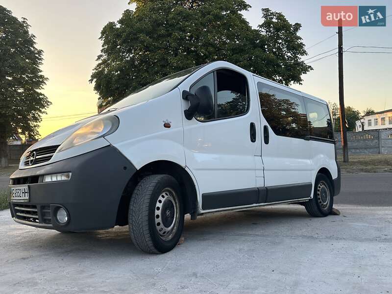 Opel Vivaro 2005