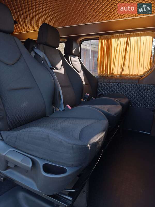 Мінівен Opel Vivaro 2010 в Ковелі