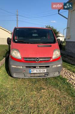Вантажний фургон Opel Vivaro 2003 в Івано-Франківську