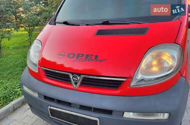 Минивэн Opel Vivaro 2003 в 