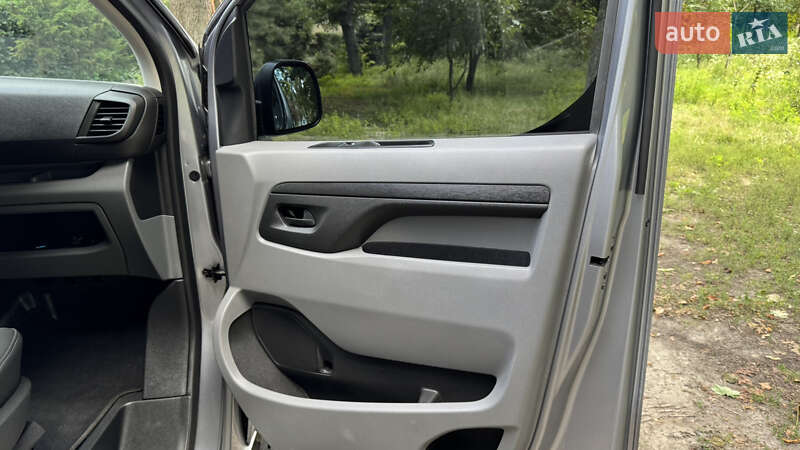 Минивэн Opel Vivaro 2020 в Киеве