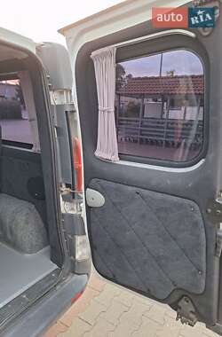 Минивэн Opel Vivaro 2005 в Ратным