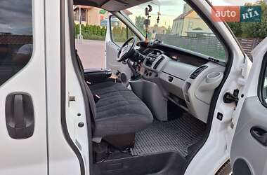 Минивэн Opel Vivaro 2005 в Ратным
