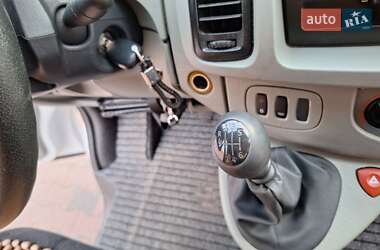 Минивэн Opel Vivaro 2005 в Ратным