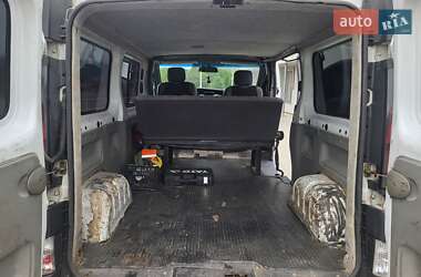 Минивэн Opel Vivaro 2004 в 
