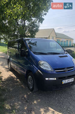 Мінівен Opel Vivaro 2002 в Чернівцях