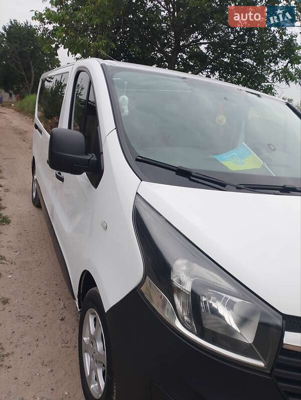 Минивэн Opel Vivaro 2016 в Горохове фото 5 Минивэн Opel Vivaro 2016 в Горохове