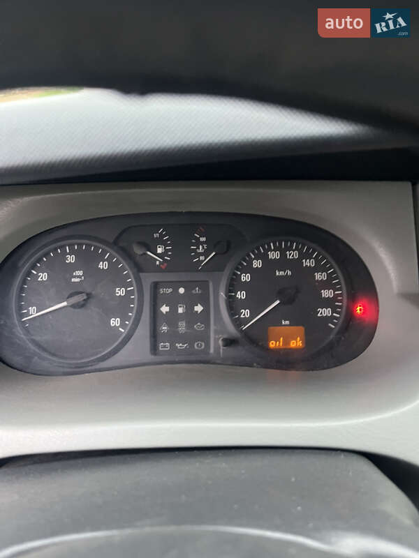 Мінівен Opel Vivaro 2003 в Хотині фото 9 Мінівен Opel Vivaro 2003 в Хотині