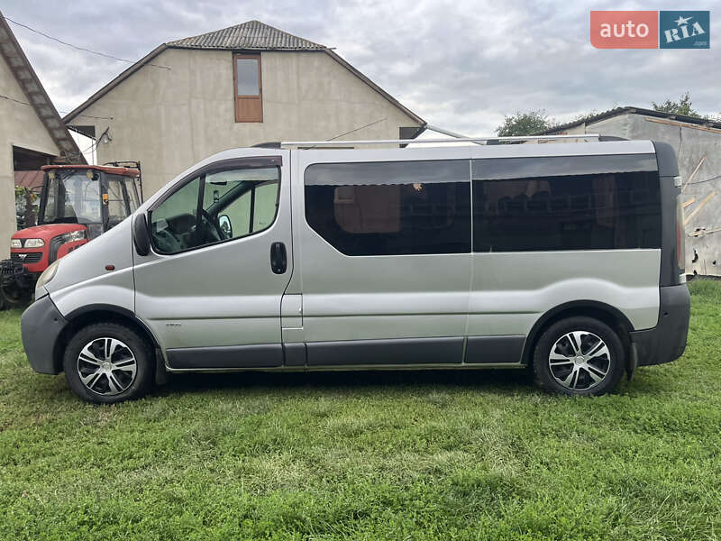 Мінівен Opel Vivaro 2003 в Хотині фото 2 Мінівен Opel Vivaro 2003 в Хотині