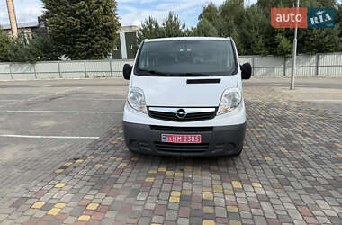 Минивэн Opel Vivaro 2012 в 