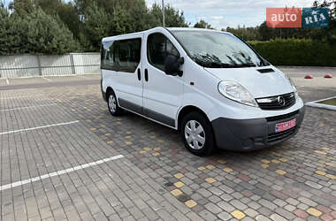 Минивэн Opel Vivaro 2012 в 