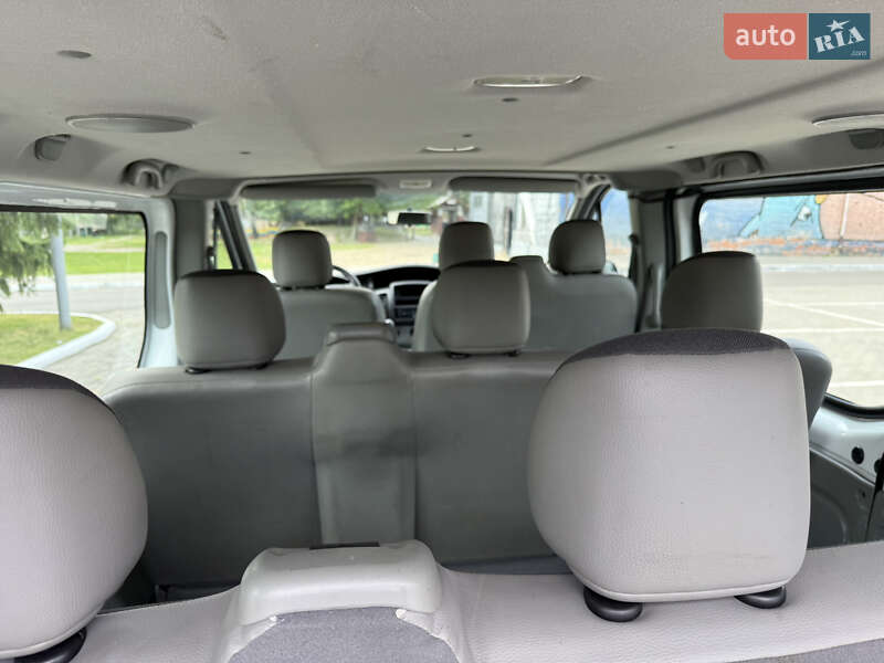 Минивэн Opel Vivaro 2012 в Луцке