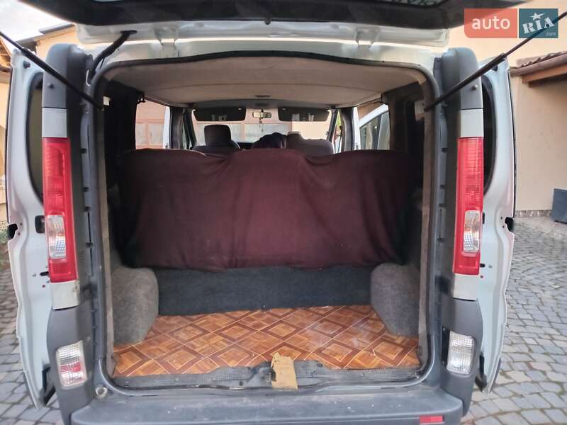Минивэн Opel Vivaro 2007 в Берегово фото 5 Минивэн Opel Vivaro 2007 в Берегово